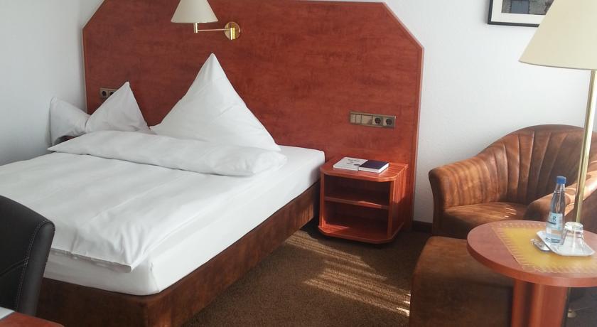 Hotel Quellenhof Salzgitter Quarto foto